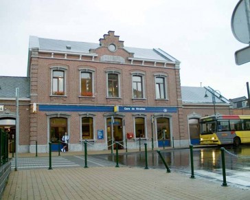 NIVELLES facade avant.jpg